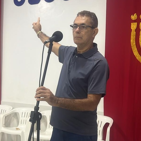 Valdir oliveira
